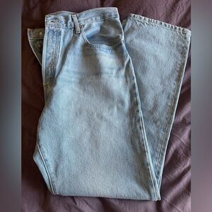 Women’s Levi Jeans